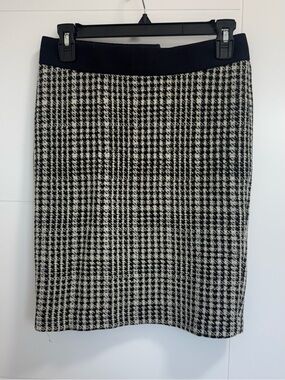 Roseanna Black and White Houndstooth Pencil Skirt